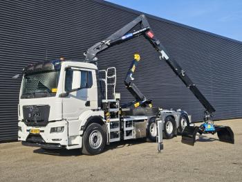 TGS 35.470 8x4 / HMF 2243 Z KRAAN + HAAKARM